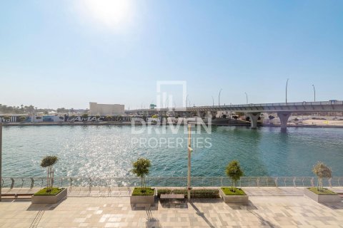 Apartment in Al Wasl, Dubai 2 bedrooms, 130 sq.m. № 20063 - photo 11