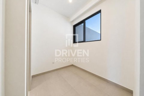Adosado en Mudon, Dubai, 4 dormitorios, 240.06 m², № 142876 - foto 18