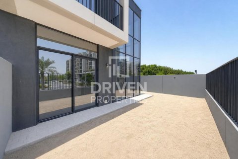 Adosado en Mudon, Dubai, 4 dormitorios, 240.06 m², № 142876 - foto 2