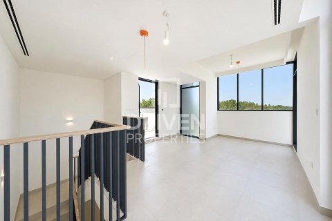 Adosado en Mudon, Dubai, 4 dormitorios, 240.06 m², № 142876 - foto 22