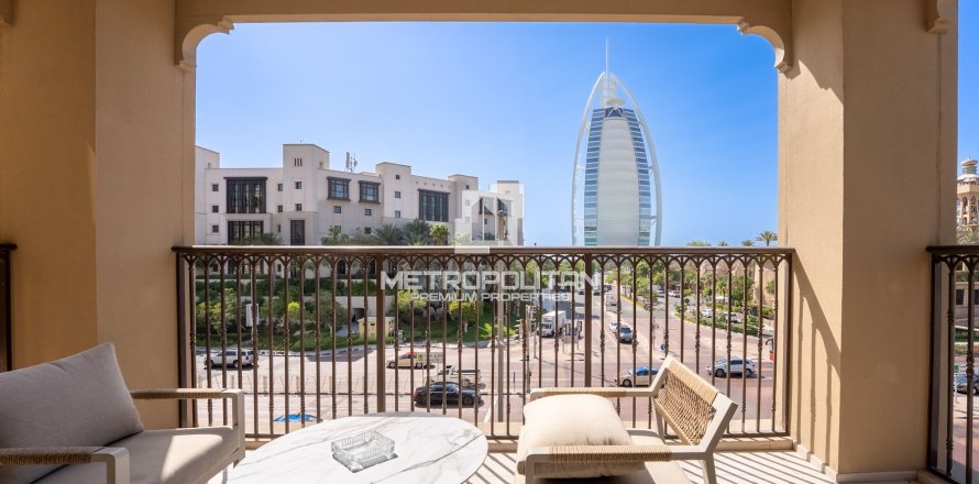 Appartement à Madinat Jumeirah Living, Umm Suqeim, Dubai, 3 chambres, 186 m², № 72788