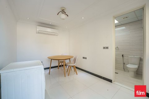 Villa à Dubai, 6 chambres, 700.9 m², № 40338 - photo 28