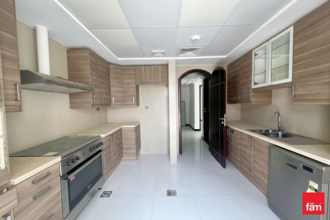 فيلا في دبي 4 غرف نوم, 700.9 م² رقم 40338 - صورة 29