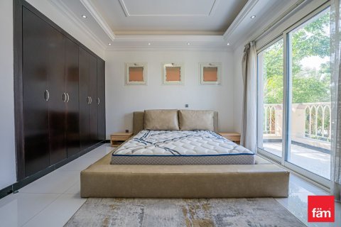 Villa à Dubai, 6 chambres, 700.9 m², № 40338 - photo 12