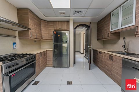 Villa à Dubai, 6 chambres, 700.9 m², № 40338 - photo 26