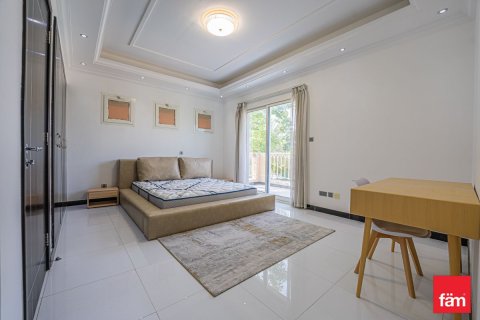 Villa à Dubai, 6 chambres, 700.9 m², № 40338 - photo 18