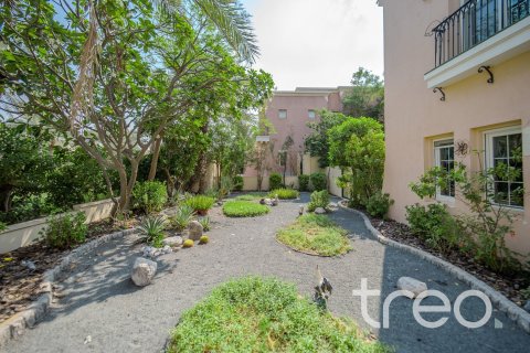 Villa à Arabian Ranches, Dubai, 6 chambres, 485.88 m², № 134692 - photo 27