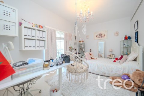 Villa à Arabian Ranches, Dubai, 6 chambres, 485.88 m², № 134692 - photo 11
