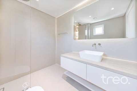 Villa in Meadows, Dubai 5 bedrooms, 418.06 sq.m. № 134697 - photo 10