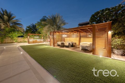 Villa à Arabian Ranches, Dubai, 7 chambres, 505.67 m², № 134698 - photo 23