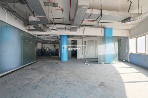 Office in Jumeirah Lake Towers, Dubai 347.9 sq.m. № 11118 - photo 9