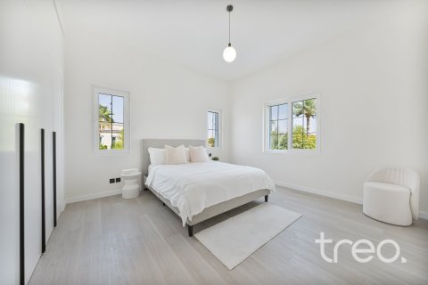 Villa en Arabian Ranches, Dubai, 4 dormitorios, 331.29 m², № 120131 - foto 13