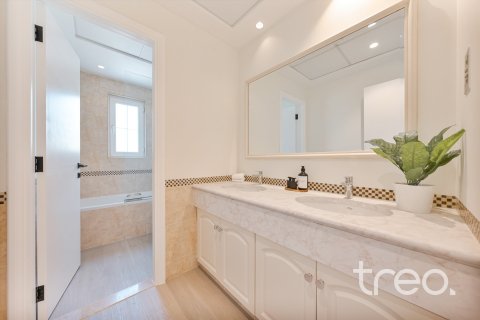Villa en Arabian Ranches, Dubai, 4 dormitorios, 331.29 m², № 120131 - foto 20