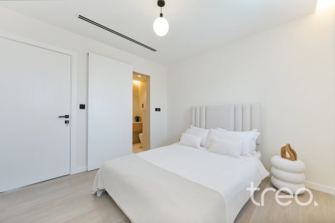 Villa en Arabian Ranches, Dubai, 4 dormitorios, 331.29 m², № 120131 - foto 14