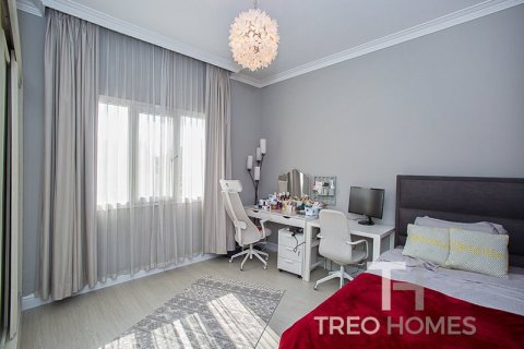 Villa en Meadows, Dubai, 4 dormitorios, 387.41 m², № 120125 - foto 11