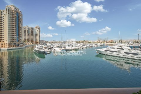 Apartamento en Tiara Residences, Palm Jumeirah, Dubai, 3 dormitorios, 211 m², № 73447 - foto 12