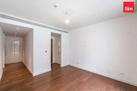 Apartment in City Walk, Dubai 2 bedrooms, 185.2 sq.m. № 133100 - photo 17