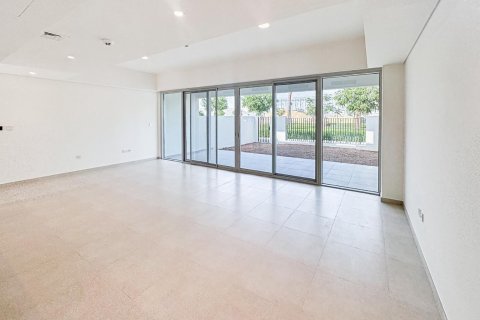 Снять в аренду таунхаус в Al Manara, Jumeirah Village Triangle, Дубай: 3 спальни, 174.00731900м², № 133101 - фото 2