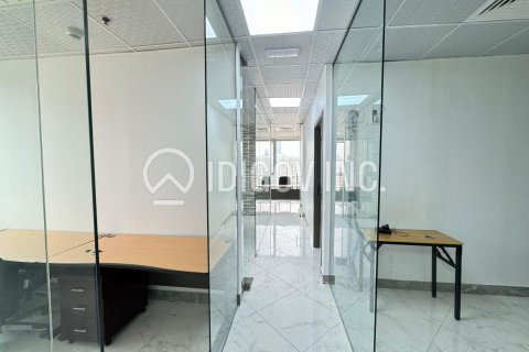 Office in Business Bay, Dubai 102 sq.m. № 48085 - photo 15