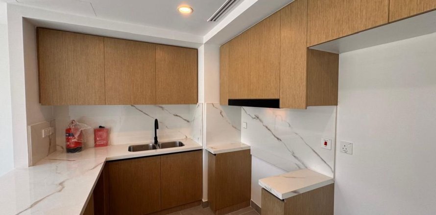 Apartment in Dubai 3 bedrooms, 166.2 sq.m. № 113610