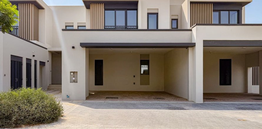 Townhouse in Jebel Ali, Dubai 3 bedrooms, 238 sq.m. № 123273
