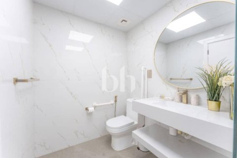 Apartment in Jumeirah Beach Residence, Dubai 2 bedrooms, 118 sq.m. № 58581 - photo 19