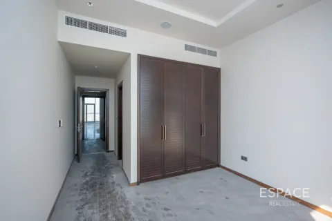 Apartment in Palm Jumeirah, Dubai 3 bedrooms, 222 sq.m. № 122828 - photo 3