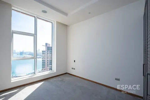 Apartment in Palm Jumeirah, Dubai 3 bedrooms, 222 sq.m. № 122828 - photo 4