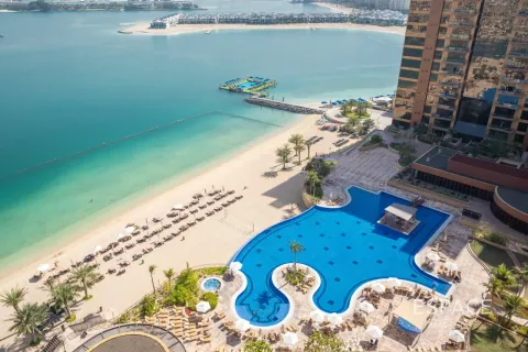 Apartment in Palm Jumeirah, Dubai 3 bedrooms, 222 sq.m. № 122828 - photo 5