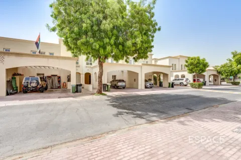 Villa in Springs 2, The Springs, Dubai 3 bedrooms, 228 sq.m. № 122832 - photo 20