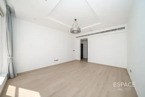 Apartment in Palm Jumeirah, Dubai 3 bedrooms, 222 sq.m. № 122829 - photo 14