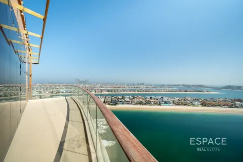 Apartment in Palm Jumeirah, Dubai 3 bedrooms, 222 sq.m. № 122829 - photo 17