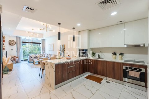 Villa à District 11, Mohammed Bin Rashid City, Dubai, 4 chambres, 257.71 m², № 127722 - photo 5