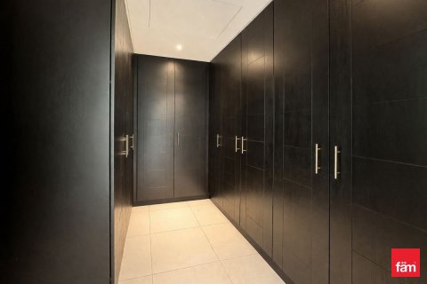 Снять в аренду виллу в Al Furjan, Дубай: 4 спальни, 713.7м², № 100031 - фото 24