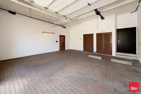 Снять в аренду виллу в Al Furjan, Дубай: 4 спальни, 713.7м², № 100031 - фото 12