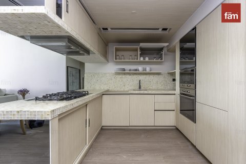 Apartment in Palm Jumeirah, Dubai 2 bedrooms, 204.5 sq.m. № 71539 - photo 24