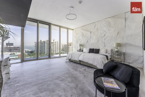 Apartment in Palm Jumeirah, Dubai 2 bedrooms, 204.5 sq.m. № 71539 - photo 23