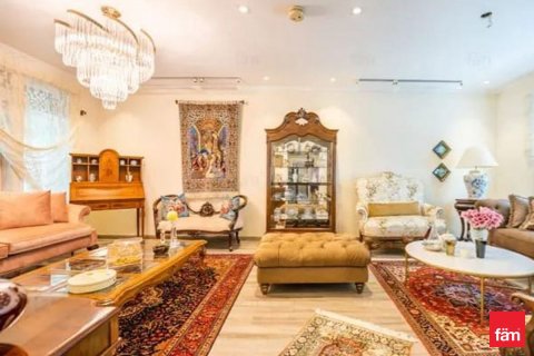 Villa in Jumeirah Park, Dubai 3 bedrooms, 679.9 sq.m. № 71541 - photo 5