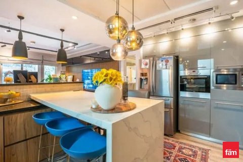 Villa in Jumeirah Park, Dubai 3 bedrooms, 679.9 sq.m. № 71541 - photo 8