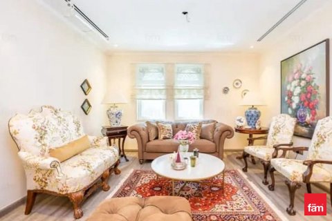 Villa in Jumeirah Park, Dubai 3 bedrooms, 679.9 sq.m. № 71541 - photo 10