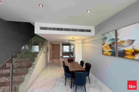 Снять в аренду таунхаус в Дубае: 2 спальни, 123.7м², № 71533 - фото 2