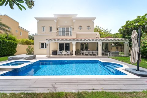 Villa in Discovery Gardens, Dubai 4 bedrooms, 362 sq.m. № 137836 - photo 26