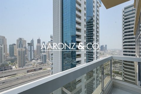 Appartement à Jumeirah Lake Towers, Dubai, 1 chambre, 72 m², № 78494 - photo 1