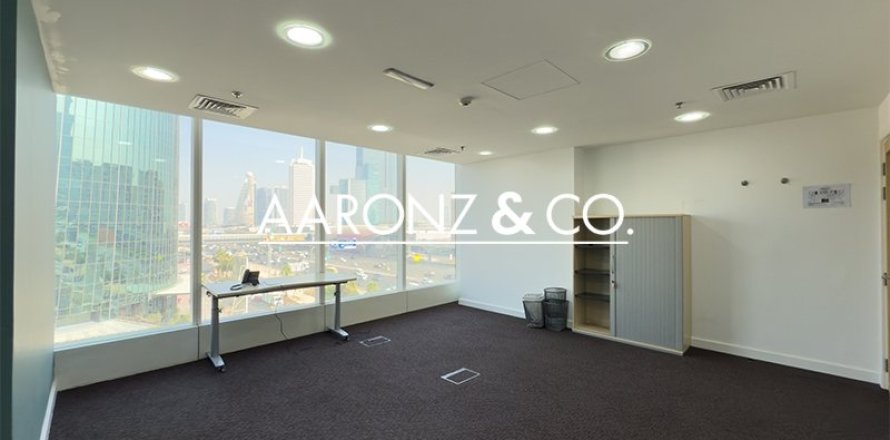 Bureau à Sheikh Zayed Road, Dubai, 166.6 m², № 78495