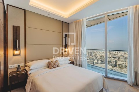Apartment in The Address Sky View Towers, Downtown Dubai (Downtown Burj Dubai), Dubai 4 bedrooms, 235.79 sq.m. № 136914 - photo 11