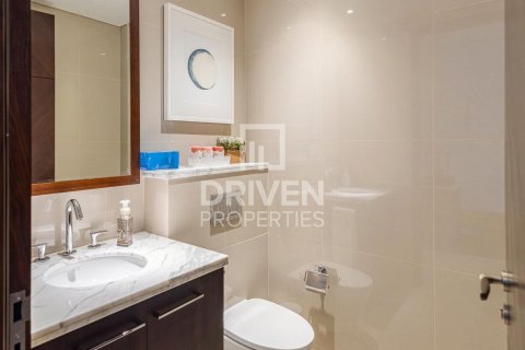 Apartment in The Address Sky View Towers, Downtown Dubai (Downtown Burj Dubai), Dubai 4 bedrooms, 235.79 sq.m. № 136914 - photo 17
