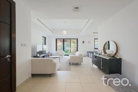 Adosado en Reem, Dubai, 3 dormitorios, 239.5 m², № 134637 - foto 14