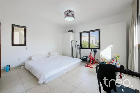 Adosado en Reem, Dubai, 3 dormitorios, 239.5 m², № 134637 - foto 10