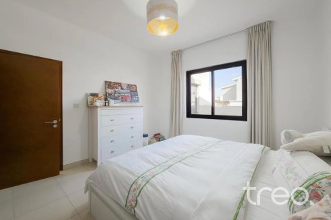 Adosado en Reem, Dubai, 3 dormitorios, 239.5 m², № 134637 - foto 8