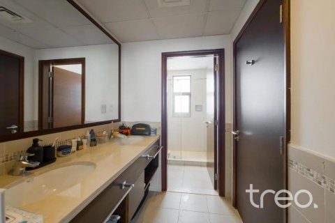 Adosado en Reem, Dubai, 3 dormitorios, 239.5 m², № 134637 - foto 6